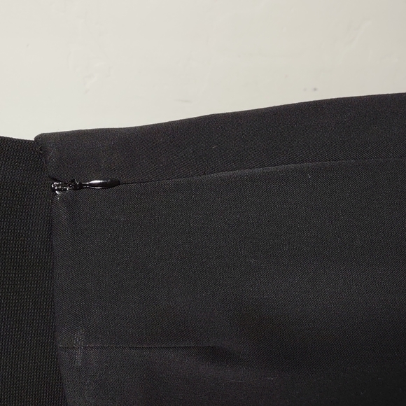 Virtue Cuffed Crop Pants - Picture 5 of 9